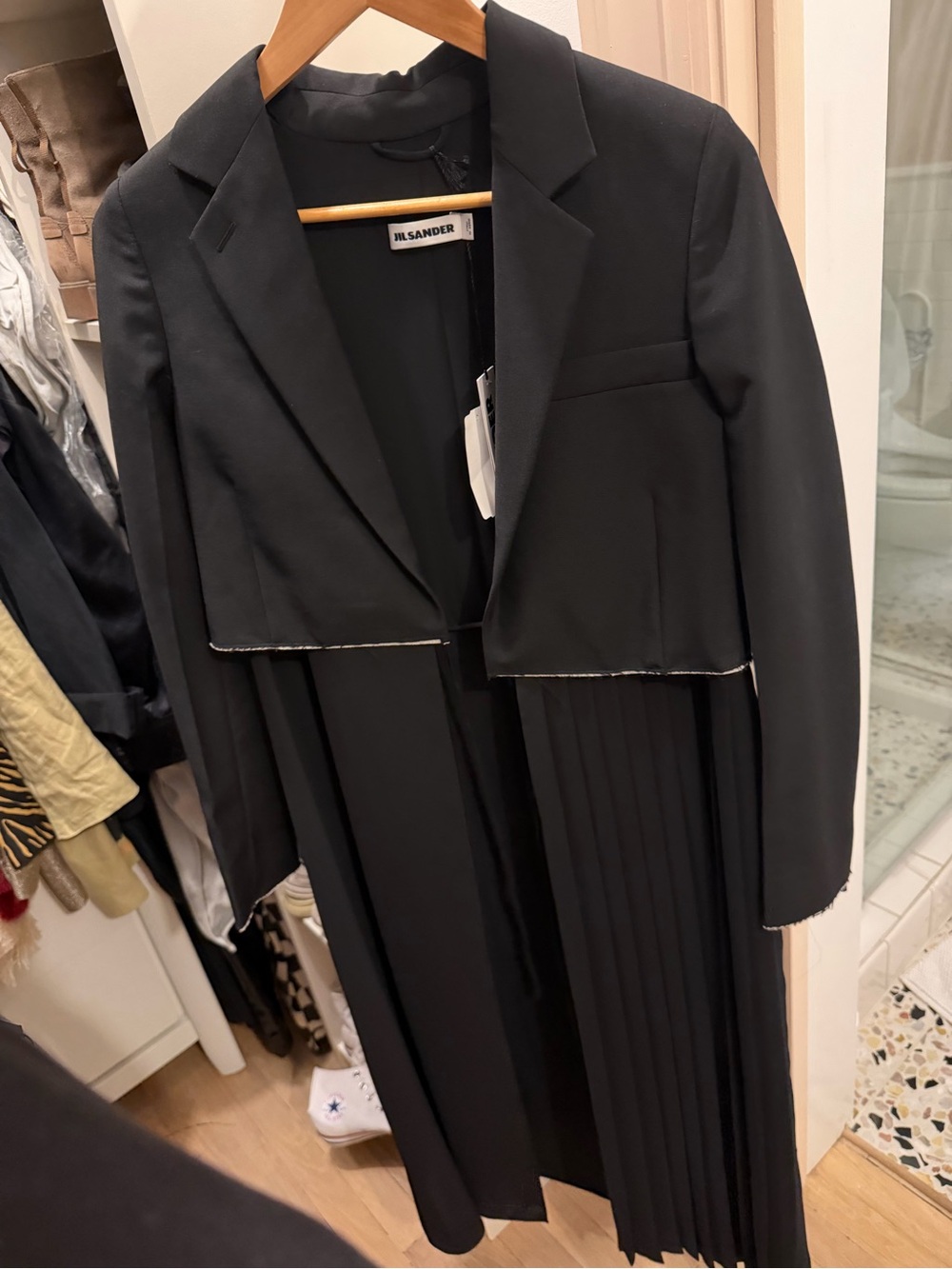 Jil Sander Resort 2018 Black Wool Pleated Trench Coat Slim Fit size 34 NWT - Picture 2 of 9